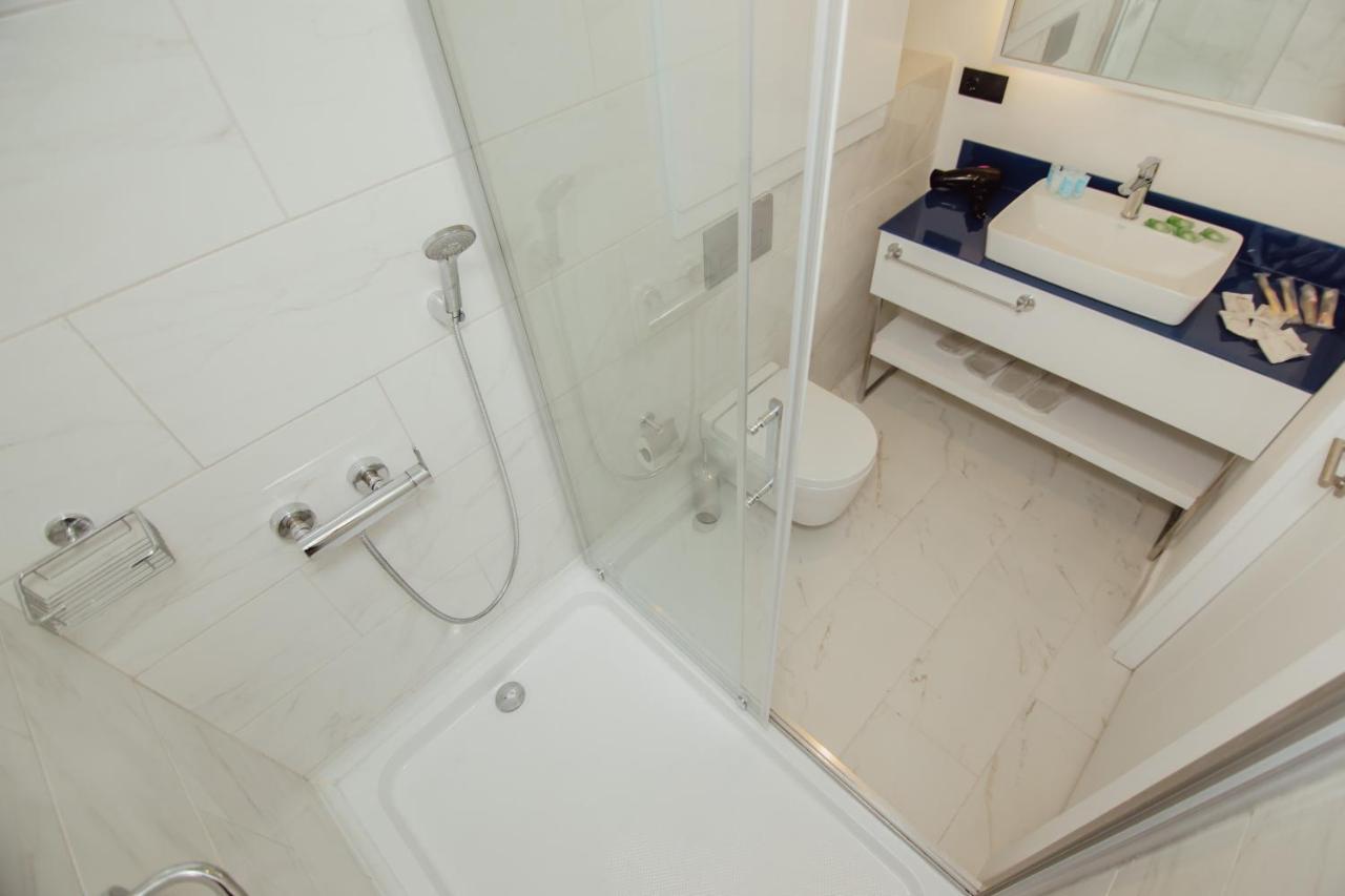 דירות באטומי V. Orbi City מראה חיצוני תמונה